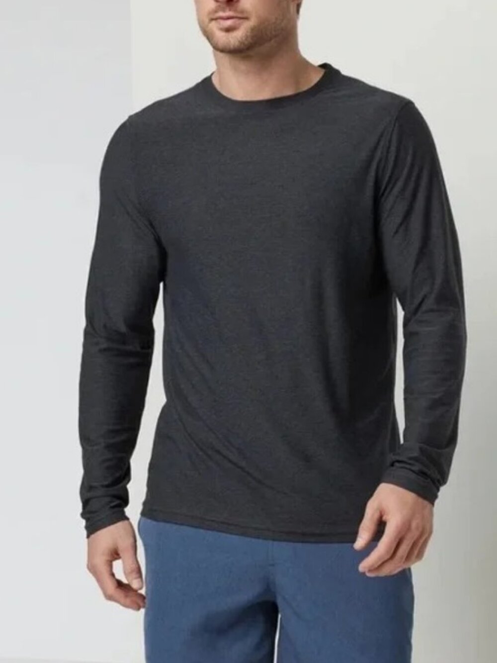 Vuori The Long Sleeve Strato Tech Tee